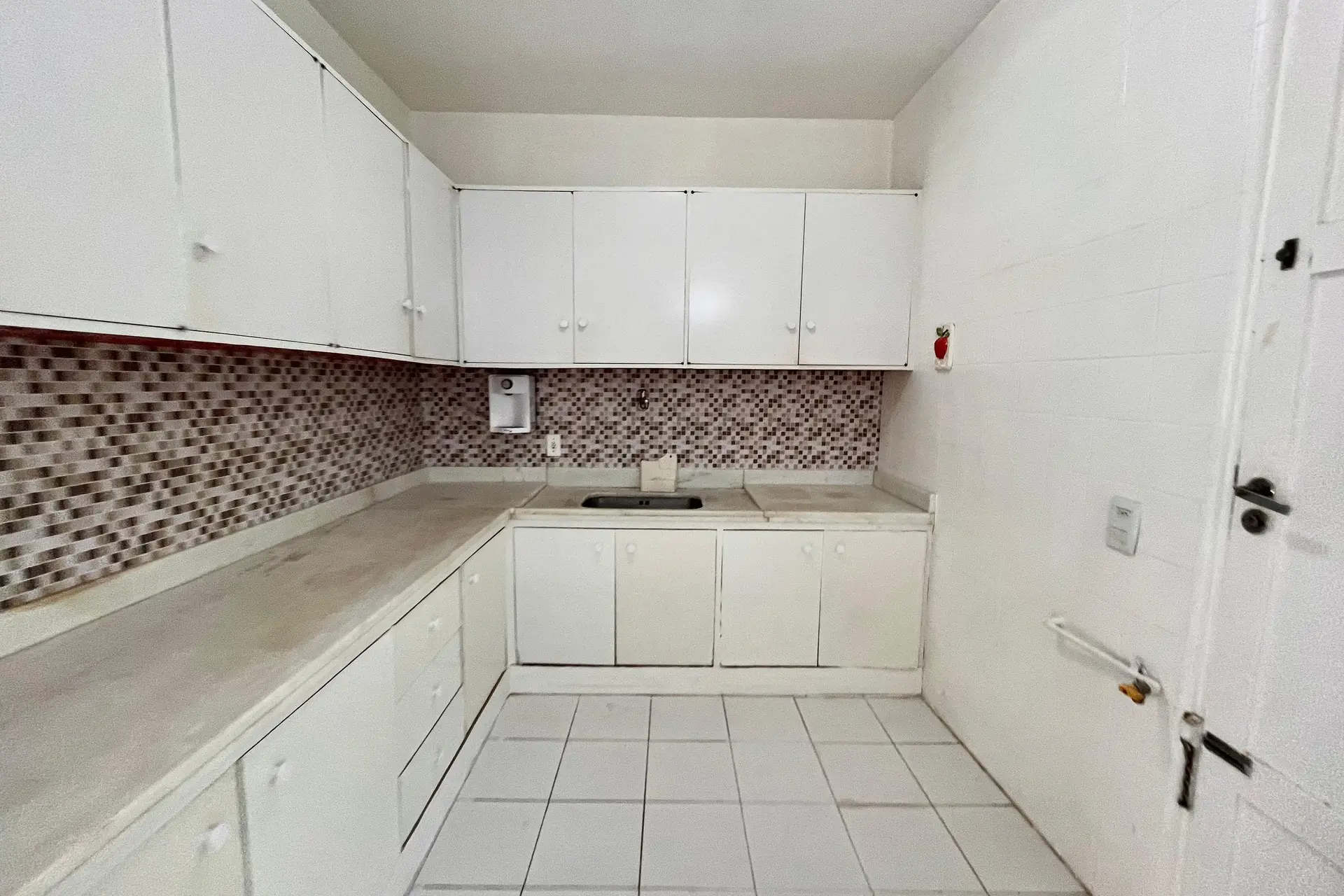 Unfurnished 2-bedroom rental apartment with 2 baths — photo 26