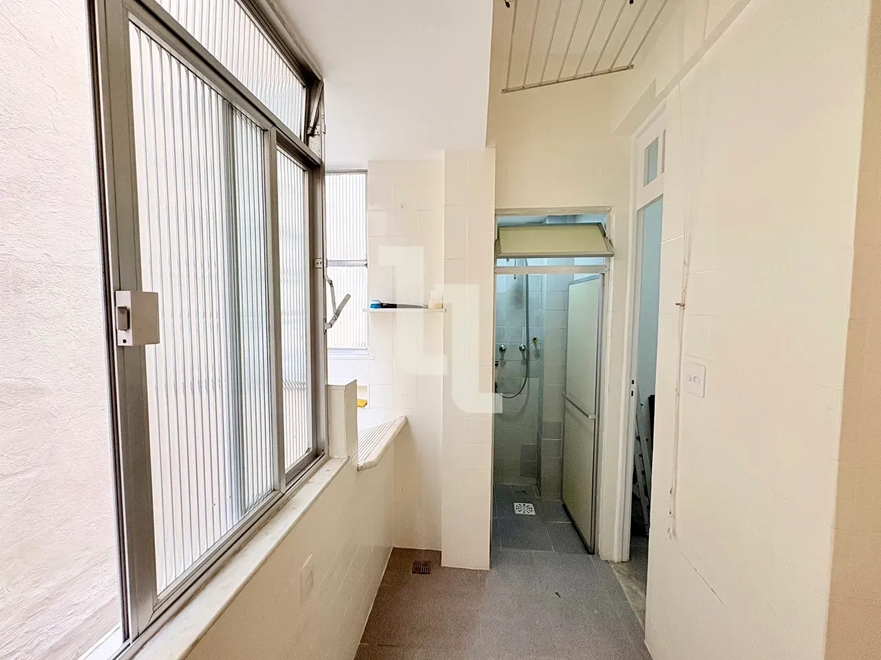 Home office in a 2-bedroom apartment, 85 m² — photo 11