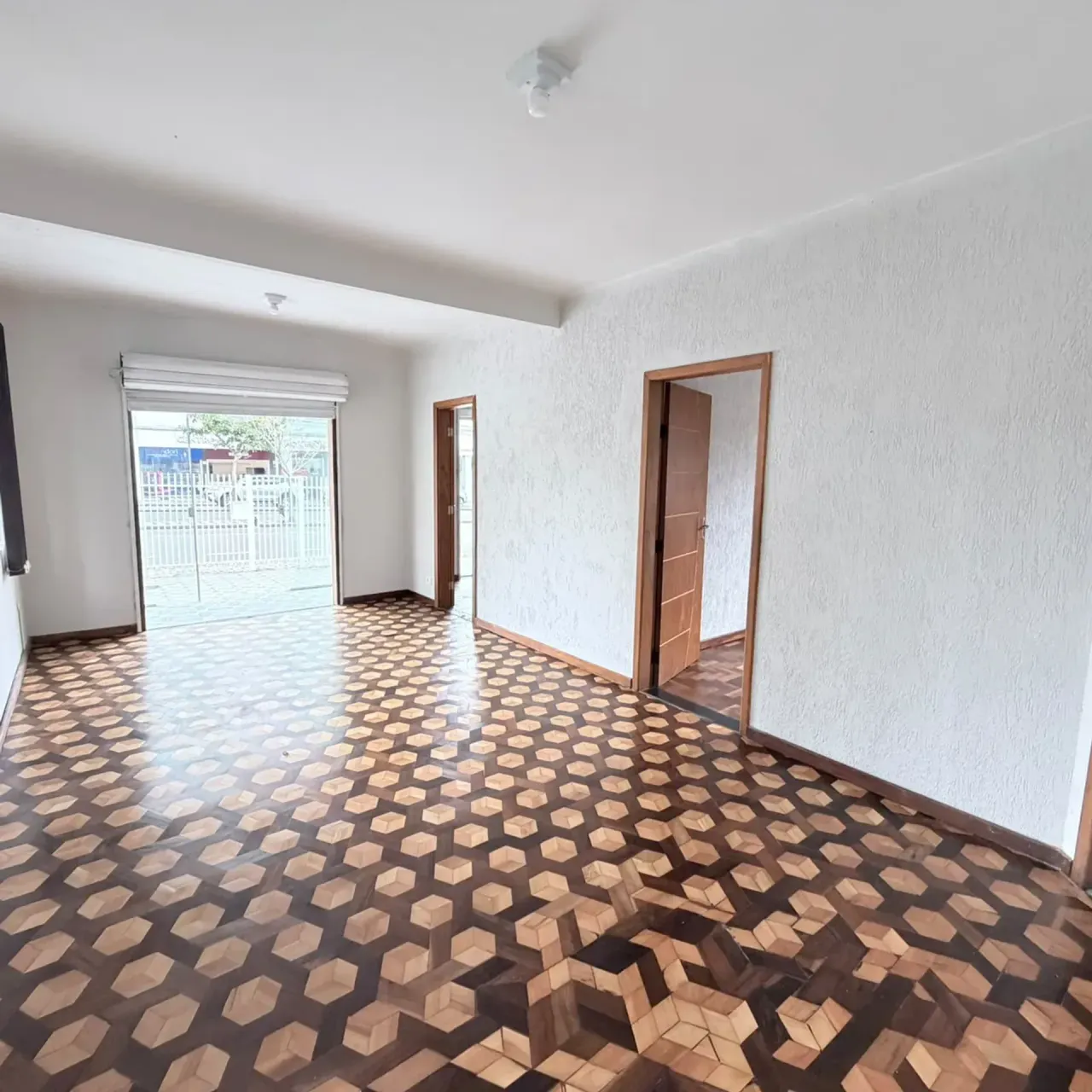 5-bedroom house with a washing machine in Curitiba — photo 4