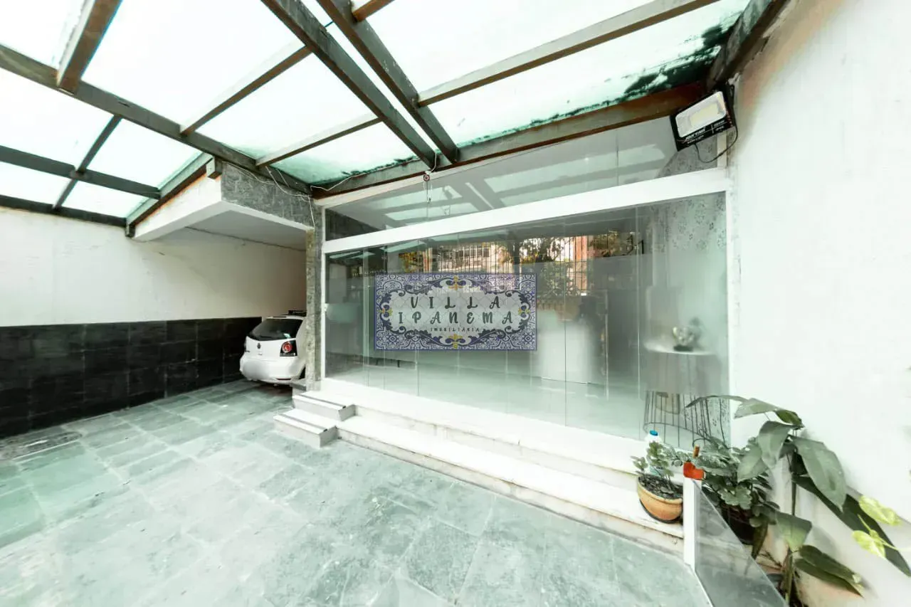 House with 5 bedrooms and a separate closed kitchen — photo 19