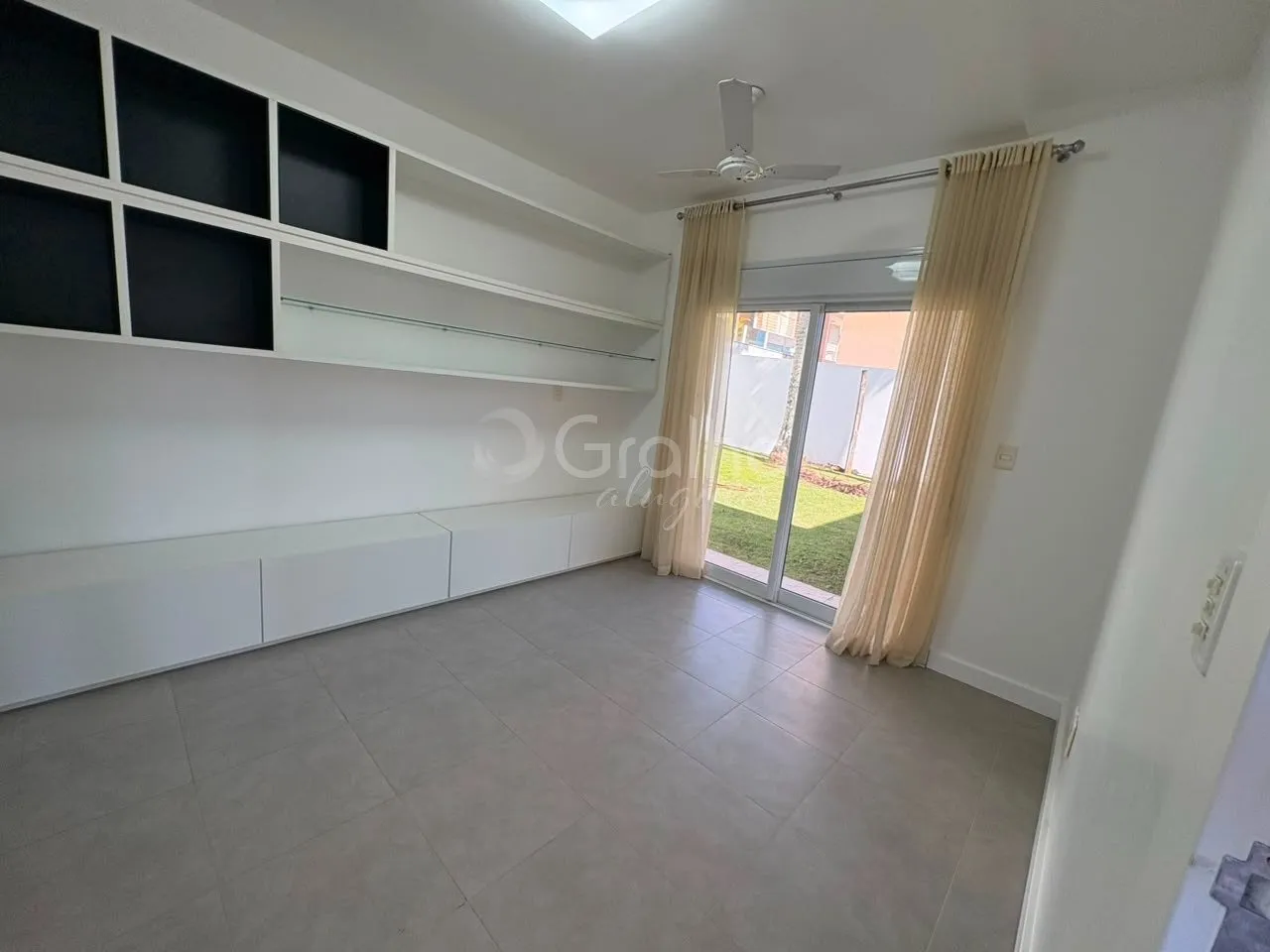 Мебльований будинок 868 м² з 3 люксами та 9 місцями — photo 21