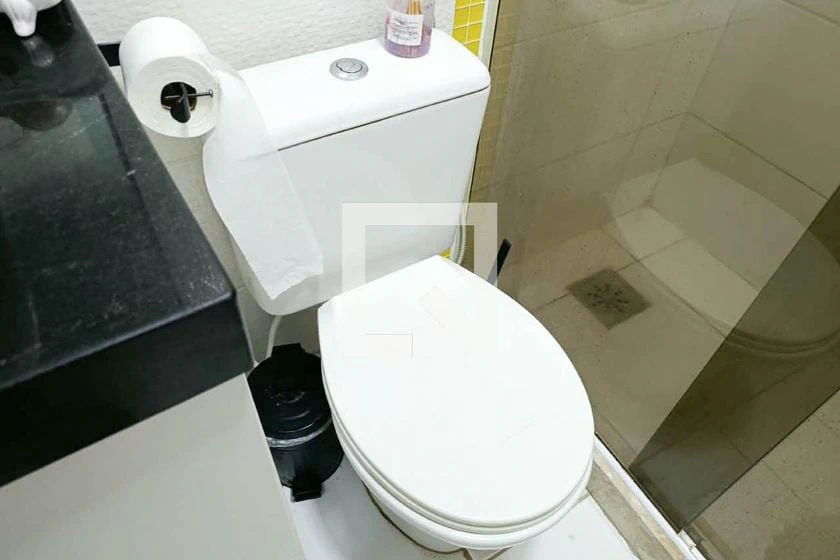 2-bedroom house for rent with a gas stove kitchen — photo 25