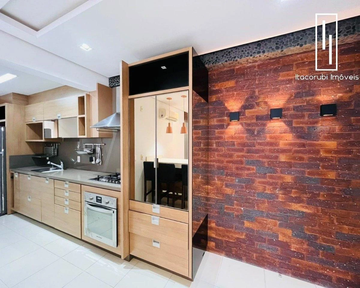 Home office in a 2-bedroom apartment, 66 m²