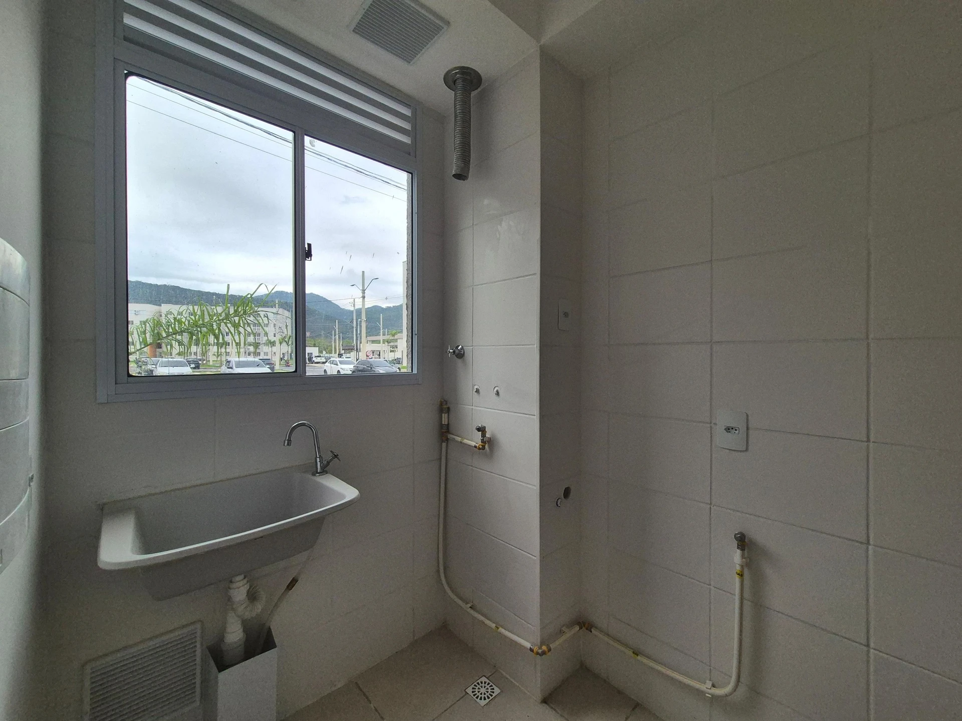 Home office in a one-bedroom apartment, 49 m² — photo 36