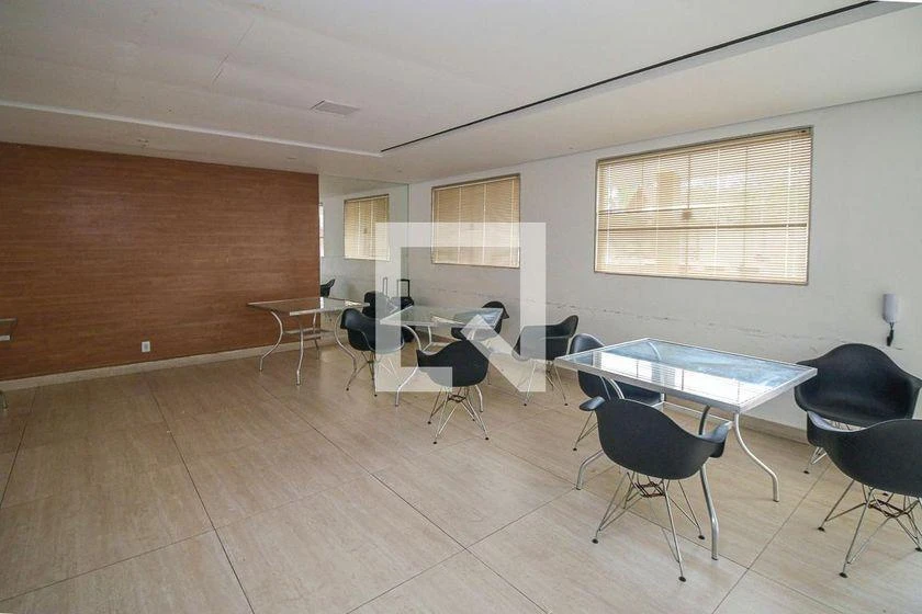 Furnished apartment, 48 m², with floor-to-ceiling windows — photo 36