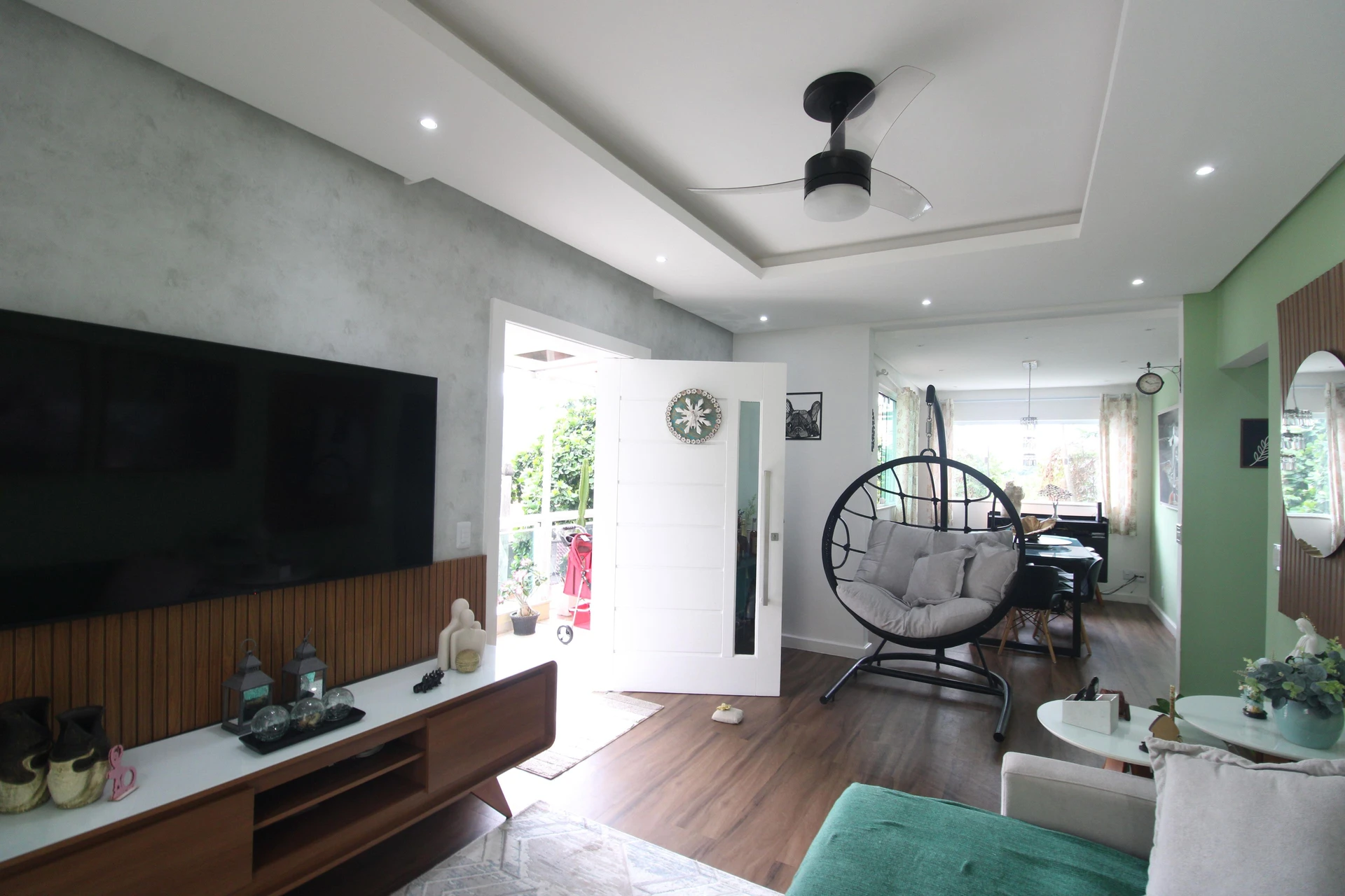 Casa mobiliada com 3 suítes e cozinha aberta com fogão a gás — photo 7