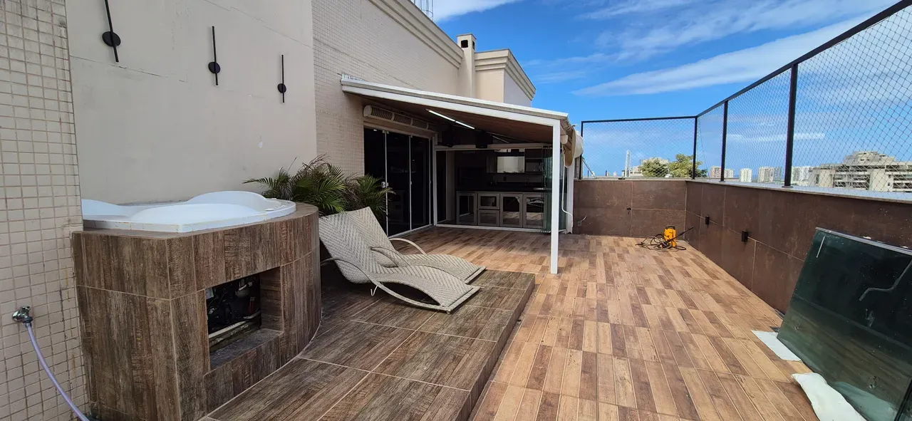 Duplex penthouse with 3 suites and 360 m², enclosed kitchen — photo 47
