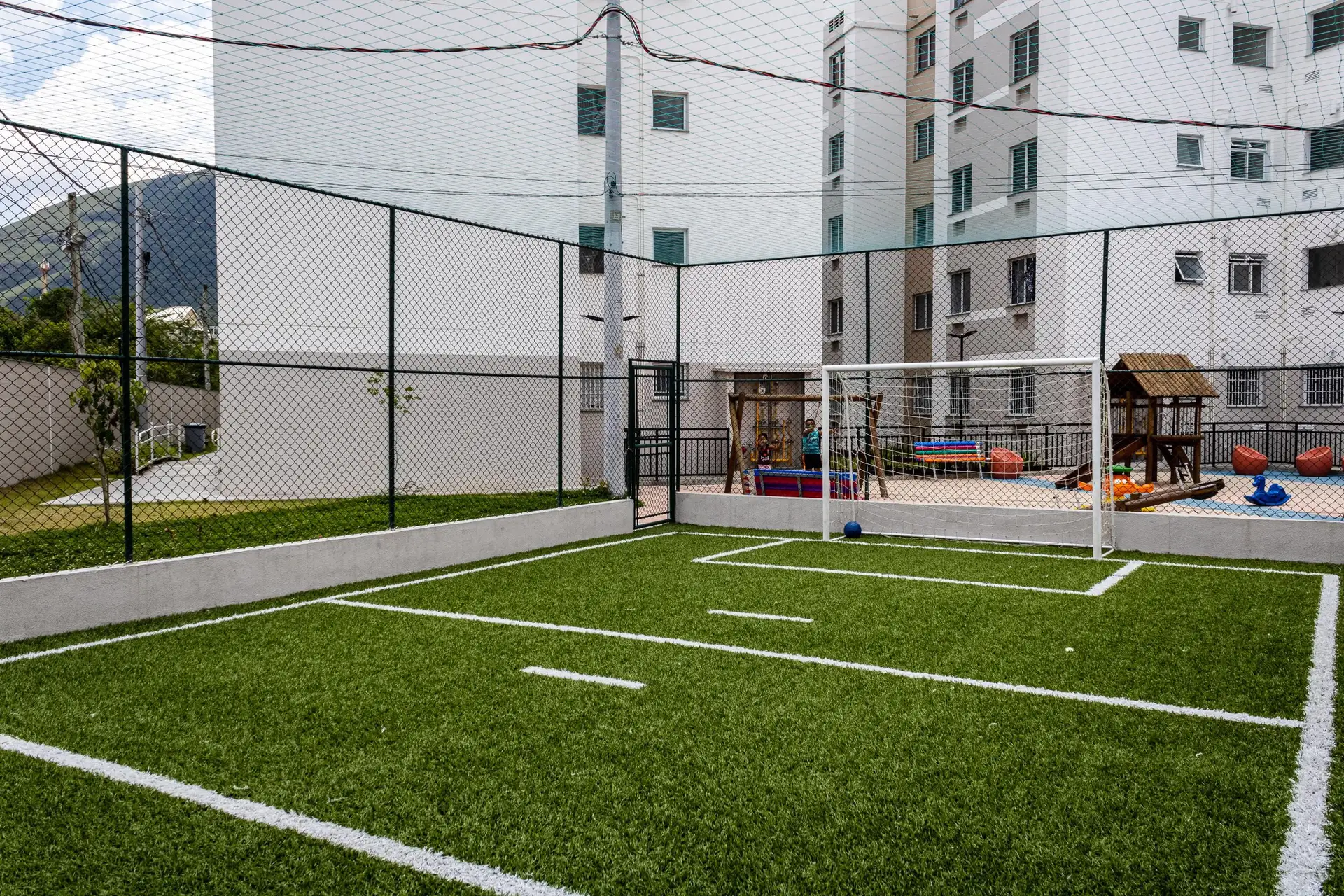 2-bedroom apartment in a building with a gym — photo 60