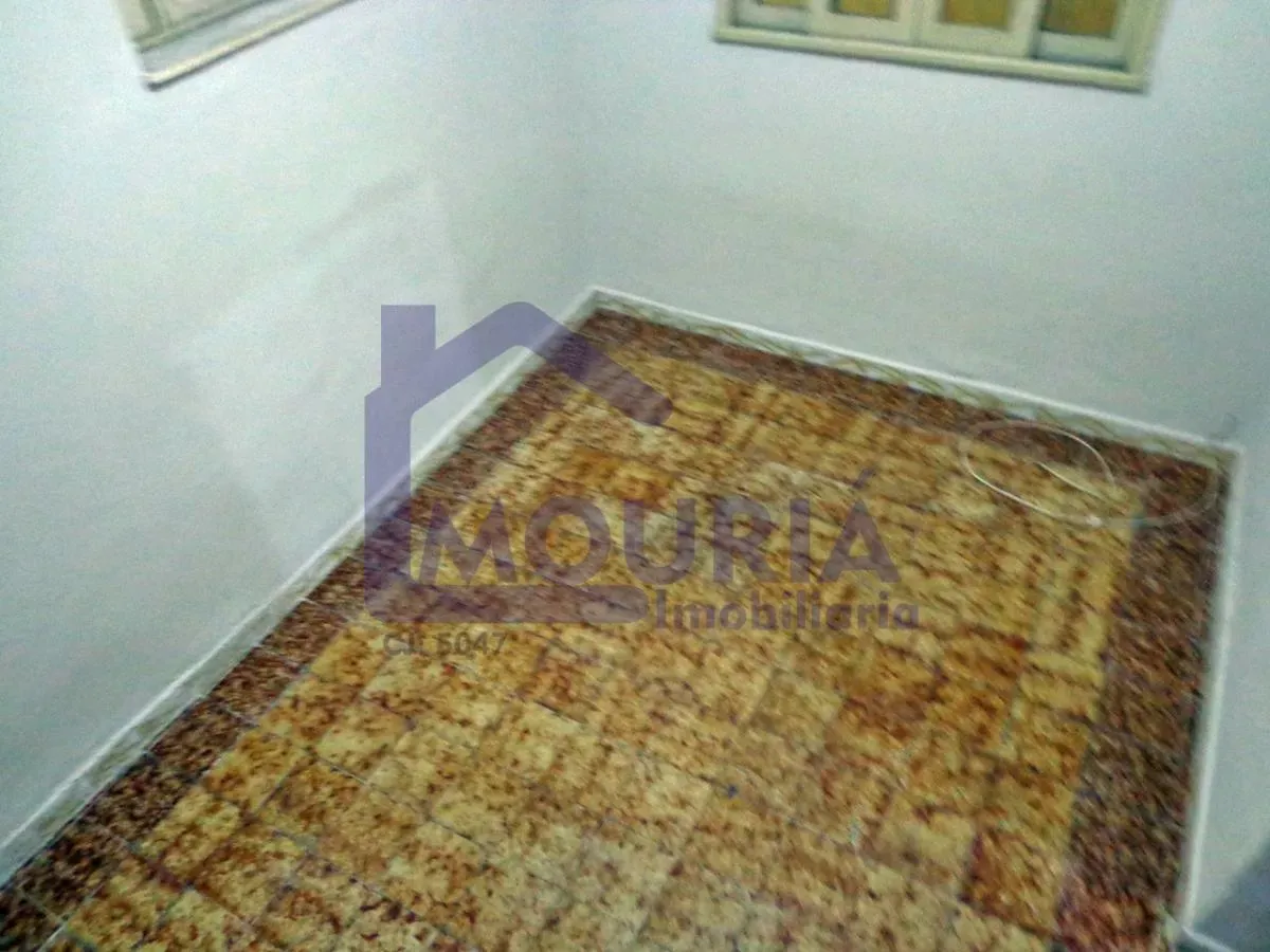 Unfurnished house with 2 bedrooms and closed kitchen — photo 24