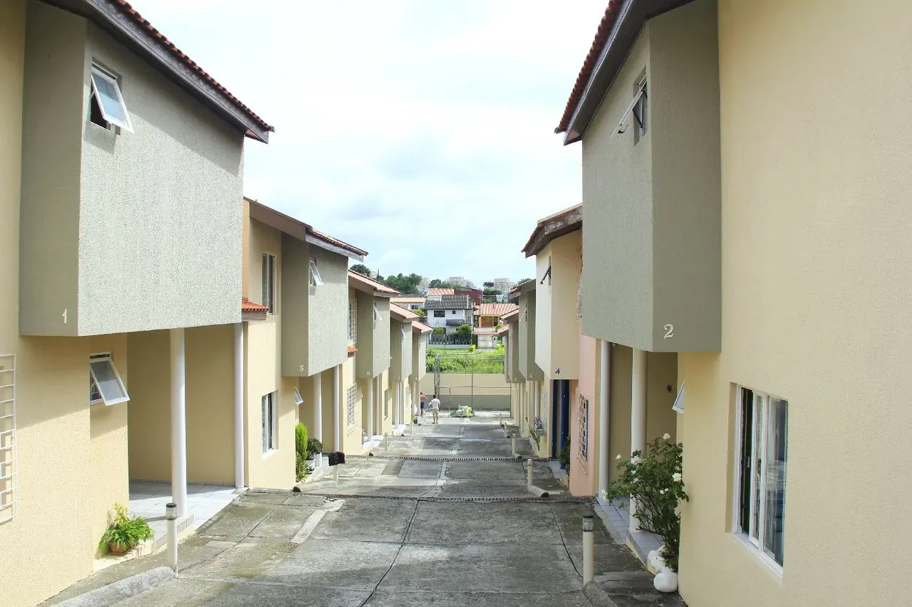 House with 3 bedrooms, 1 en-suite, private garden — photo 15