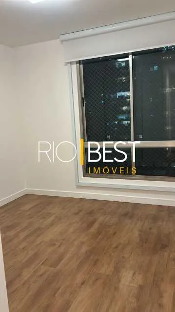 Furnished apartment with 4 bedrooms and 5 bathrooms — photo 16
