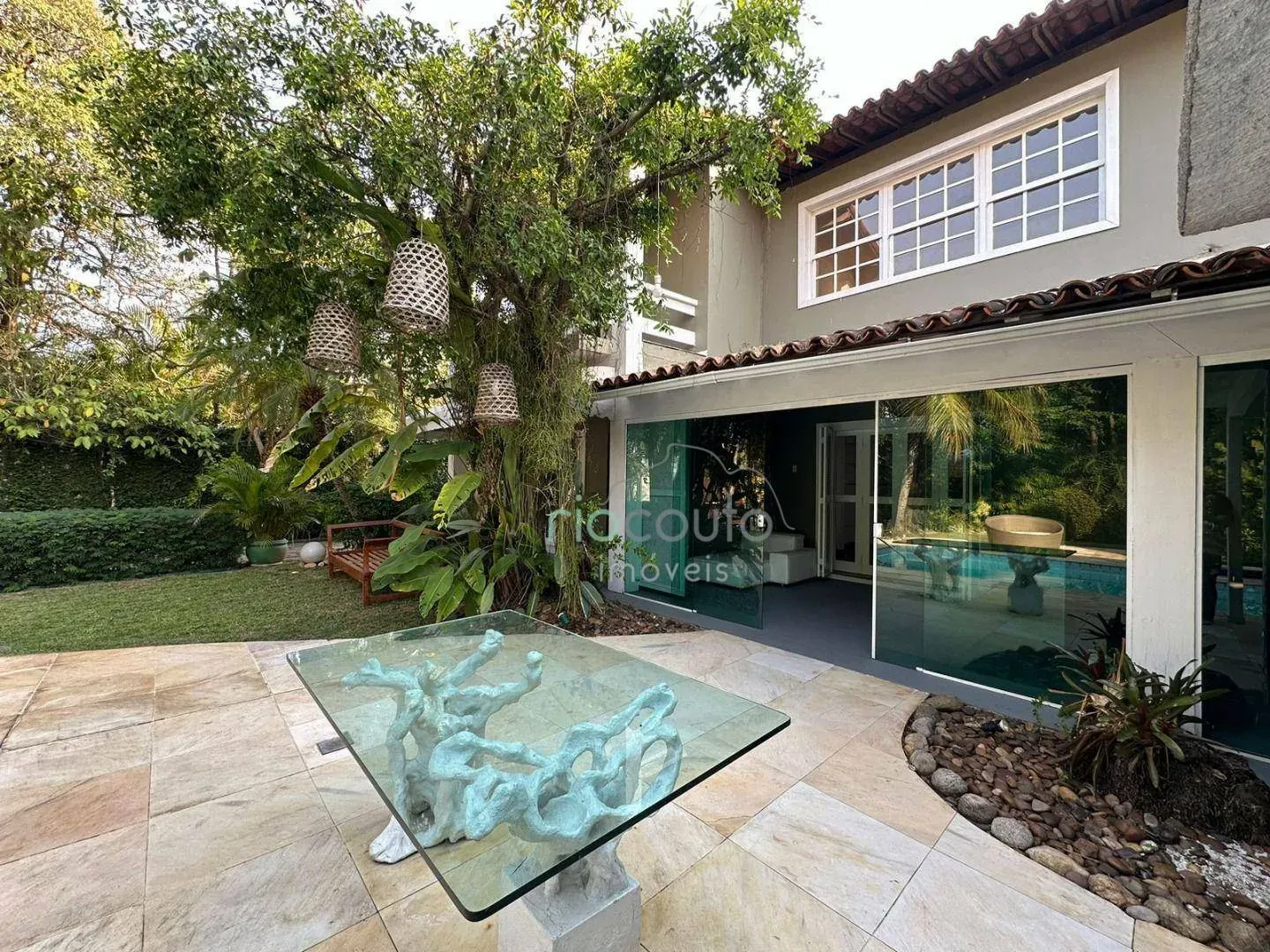 Casa com 5 quartos, 990 m² e 2 vagas, perto das janelas — photo 71