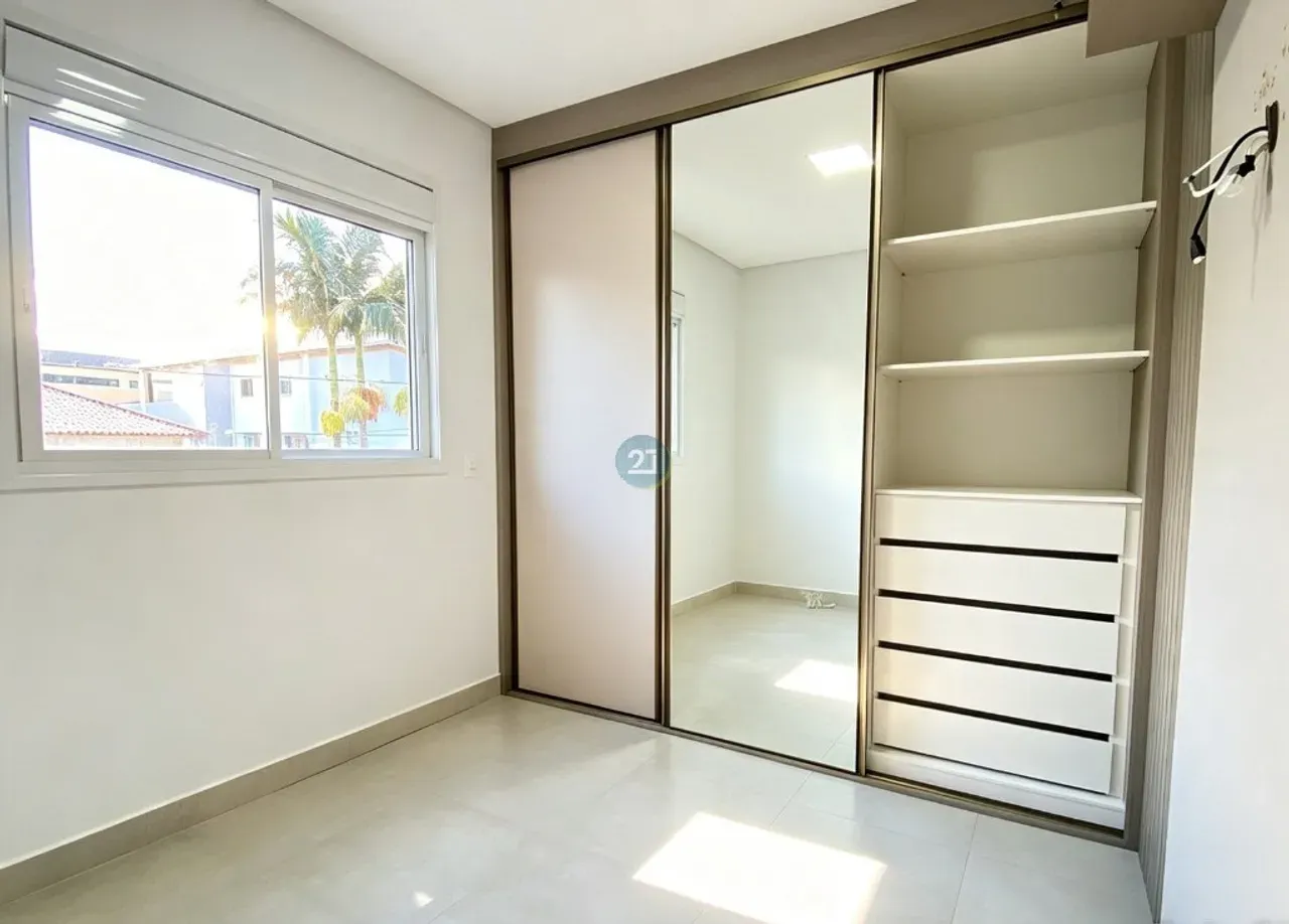 3-bedroom apartment with 1 en-suite and 2 parking spaces — photo 13