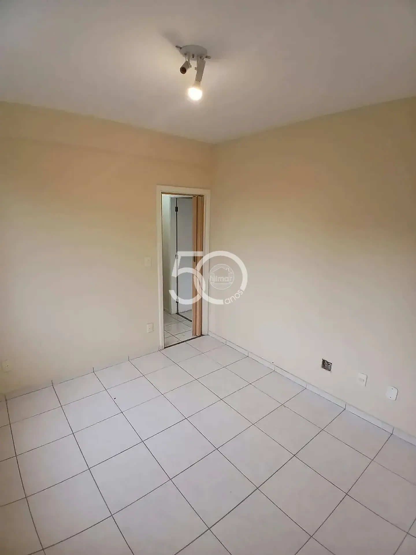 98 m² apartment with 3 bedrooms and 2 garage spaces — photo 23