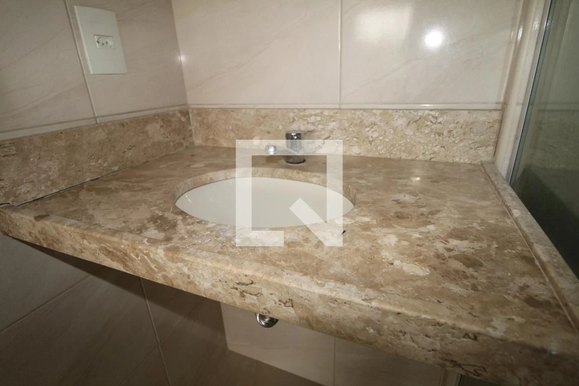 3-bedroom apartment with en-suite bathrooms and 1 parking — photo 40
