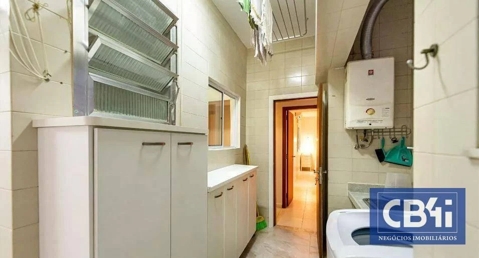 Furnished apartment with 3 bedrooms and 3 bathrooms — photo 35
