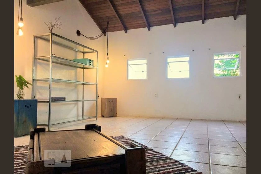 Casa sin amueblar con 3 dormitorios y 1 baño — photo 10