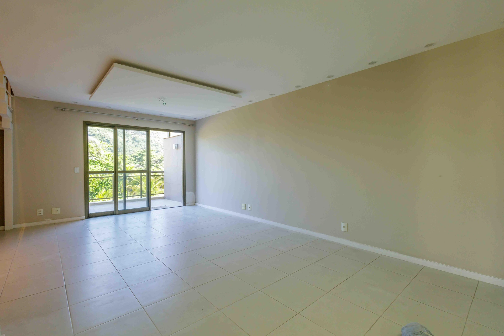 Apartment, 166 m², with a glass-enclosed balcony — photo 11