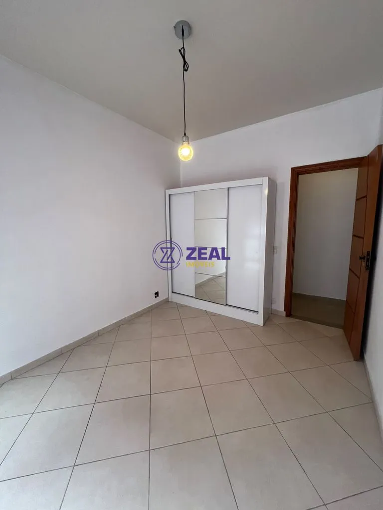 3-bedroom apartment, 1 with its own bathroom, 102 m² — photo 3