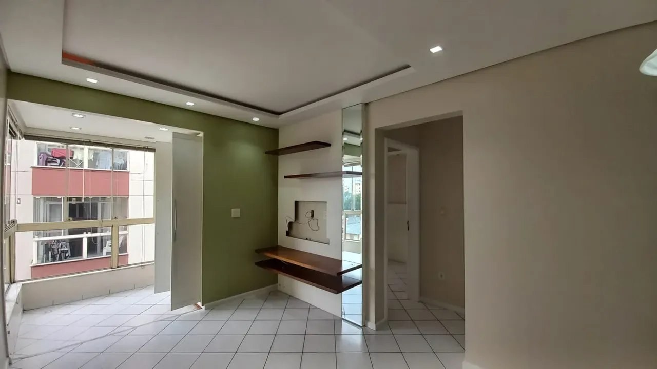 Apartment on the 4th floor with a glass-enclosed balcony — photo 17