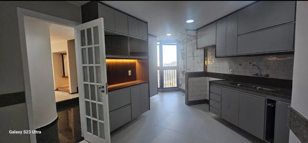 150 m² apartment with 3 en-suite bedrooms and 2 parking — photo 3