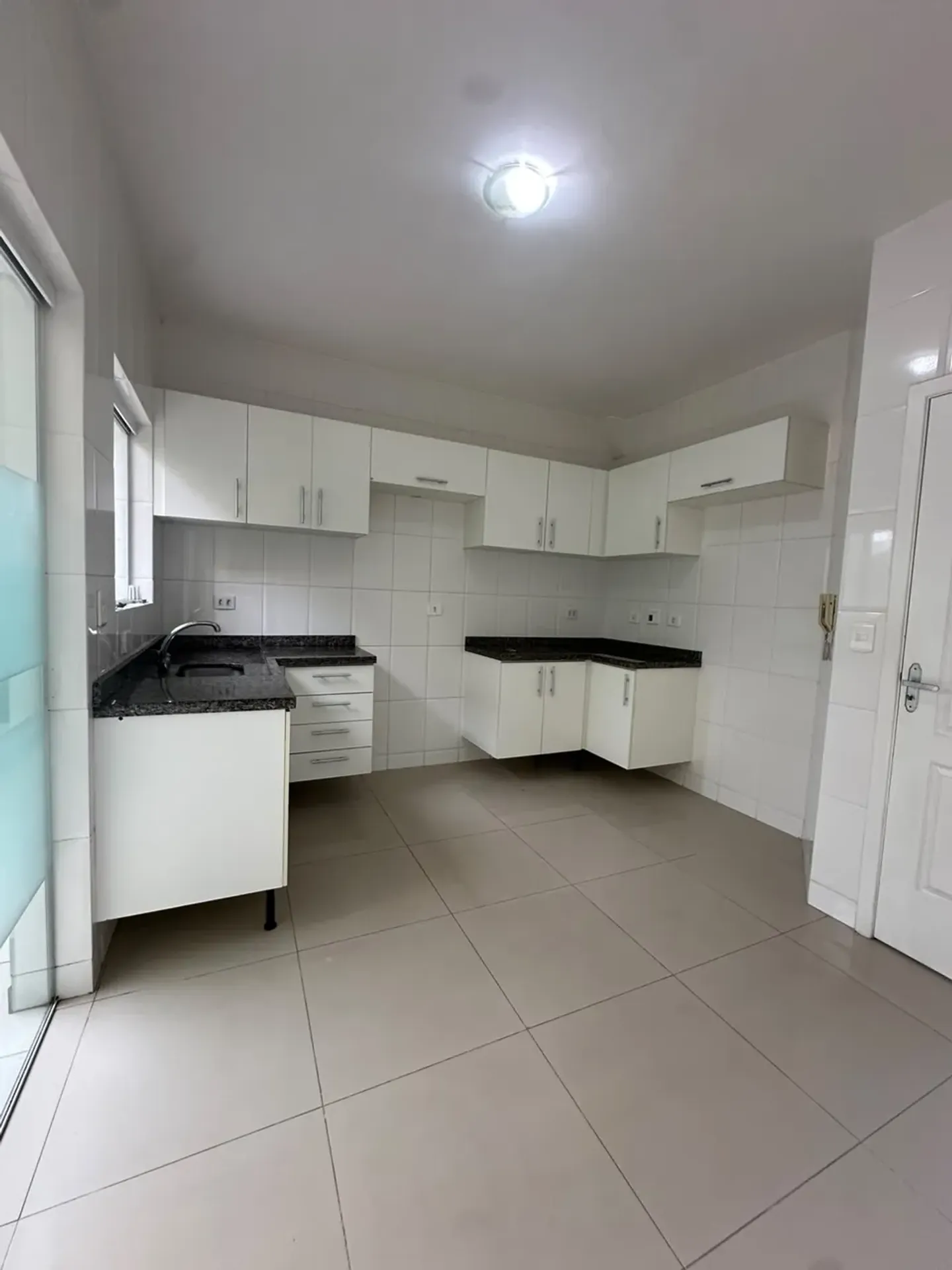 House, 178 m², with a jacuzzi — photo 4