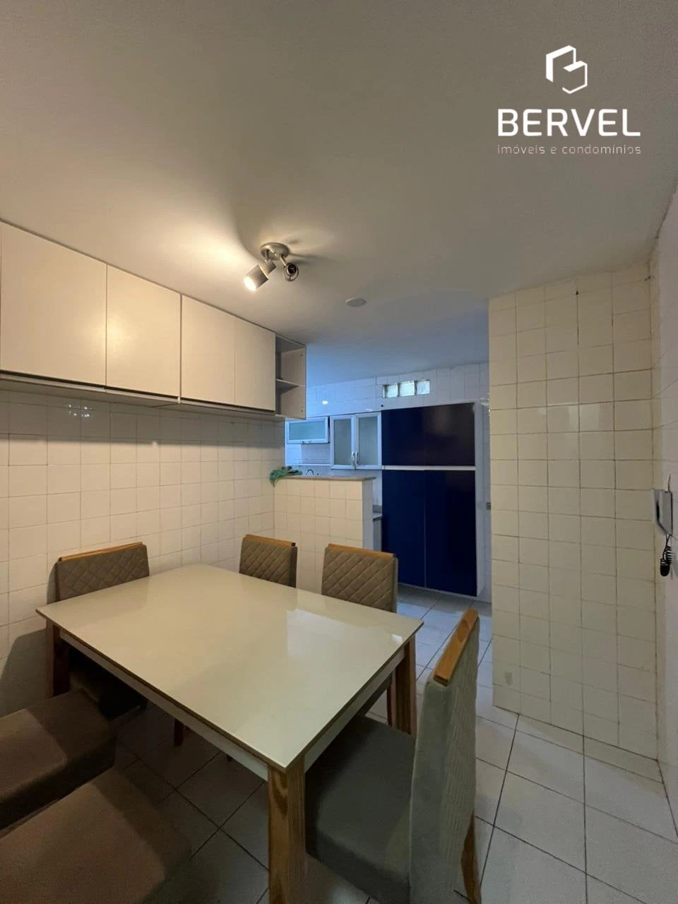 2-bedroom apartment with 1 bathroom, no parking — photo 7