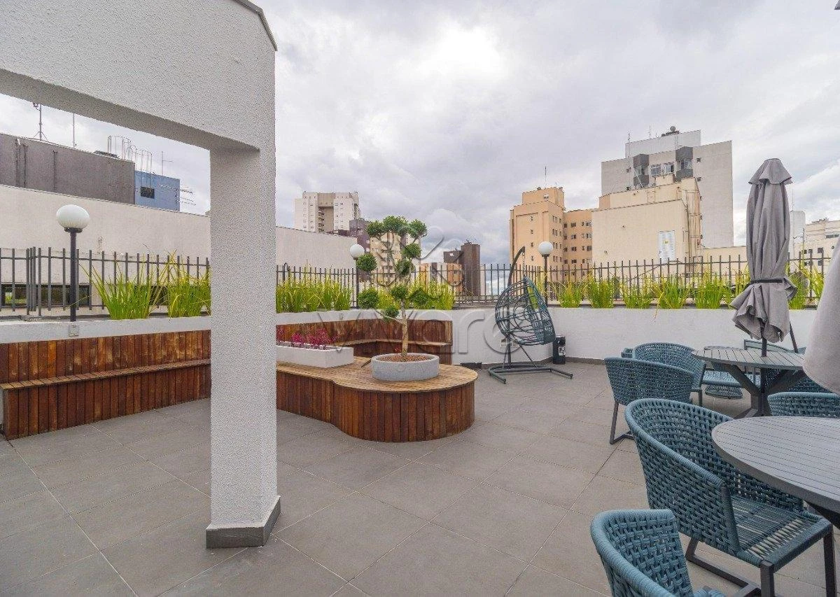 Apartment, 33 m², with a glass-enclosed balcony — photo 8