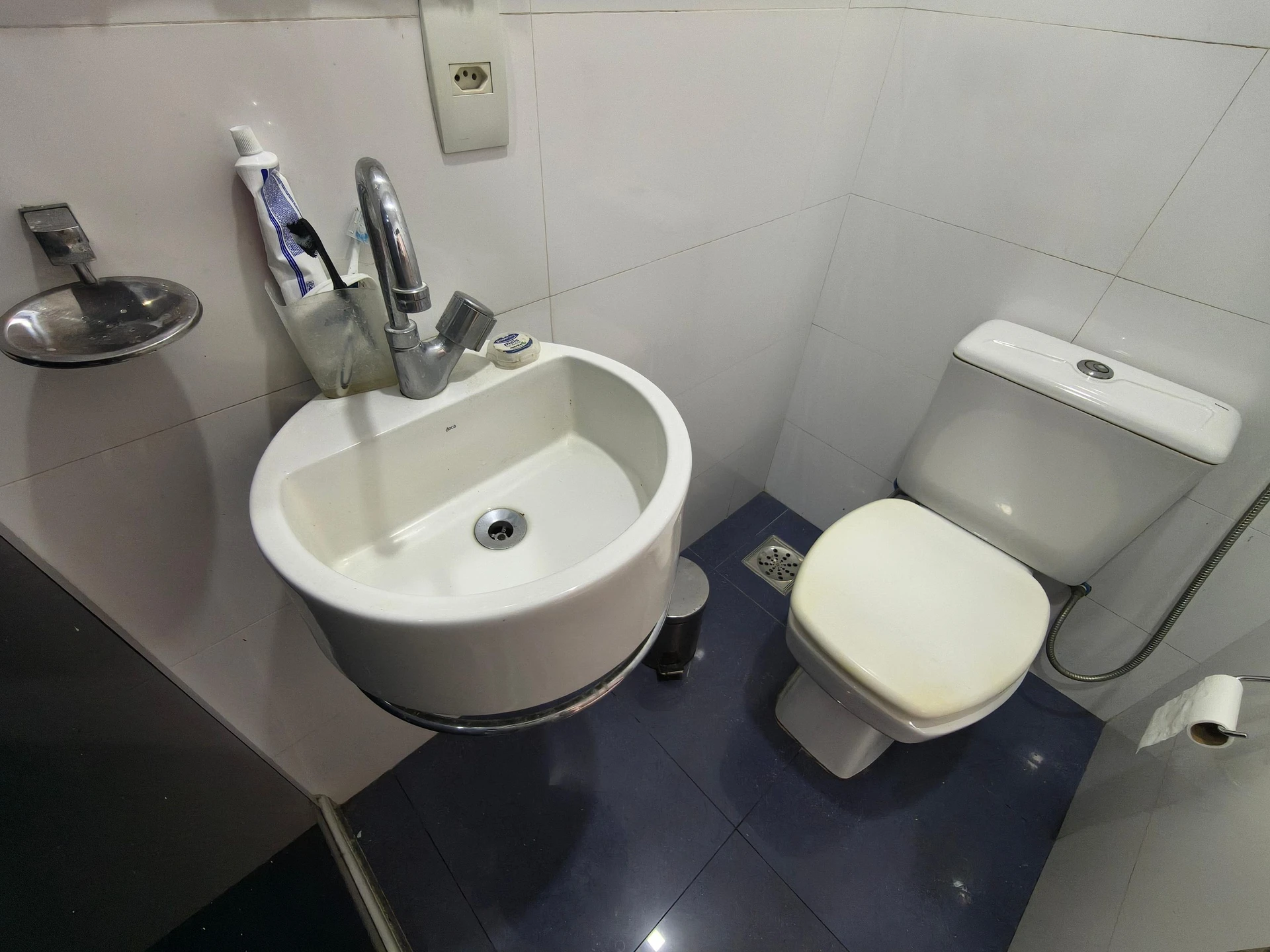 Furnished house, 220 m², with a bathtub — photo 70