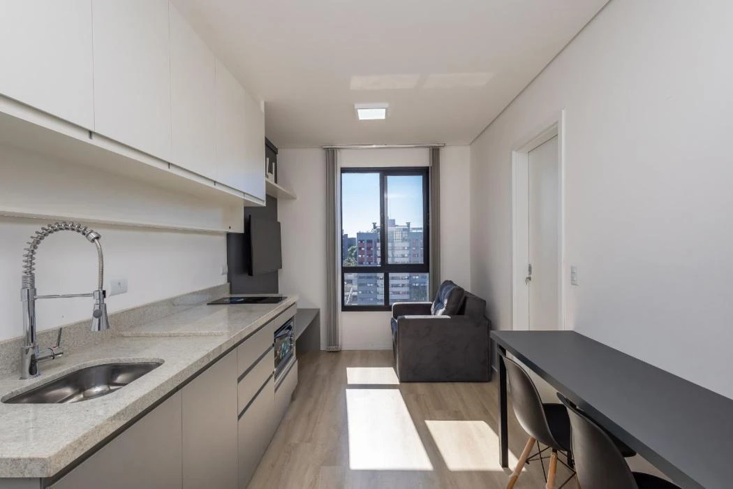 Apartamento mobiliado, 27 m², com janelas do piso ao teto — photo 29