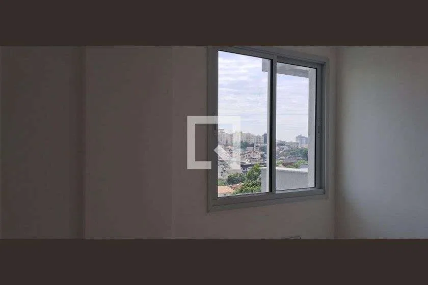 2-bedroom apartment in a building with a gym — photo 16