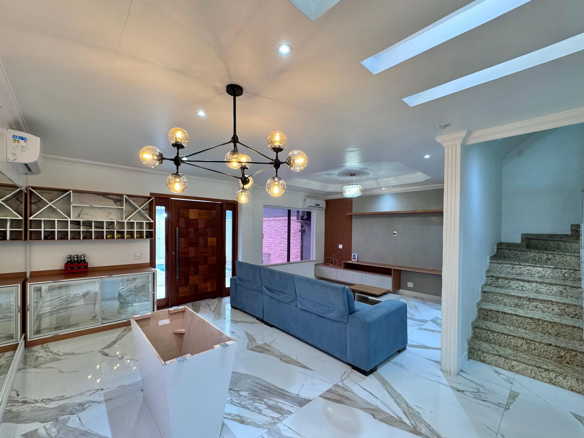 Furnished house with 5 bedrooms and 5 bathrooms — photo 11