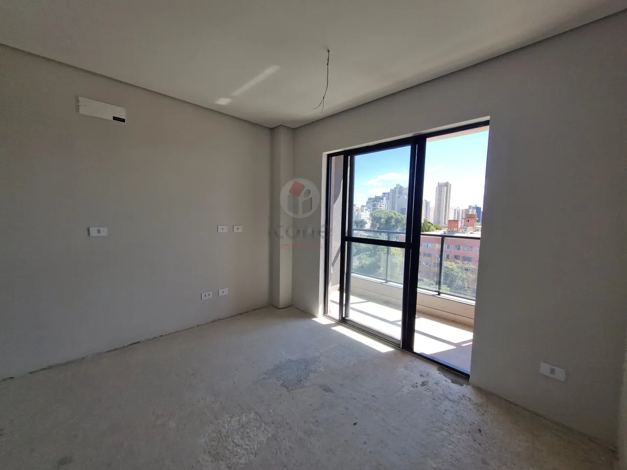 Apartamento de 1 dormitorio en el 6º piso, 39 m² con aire