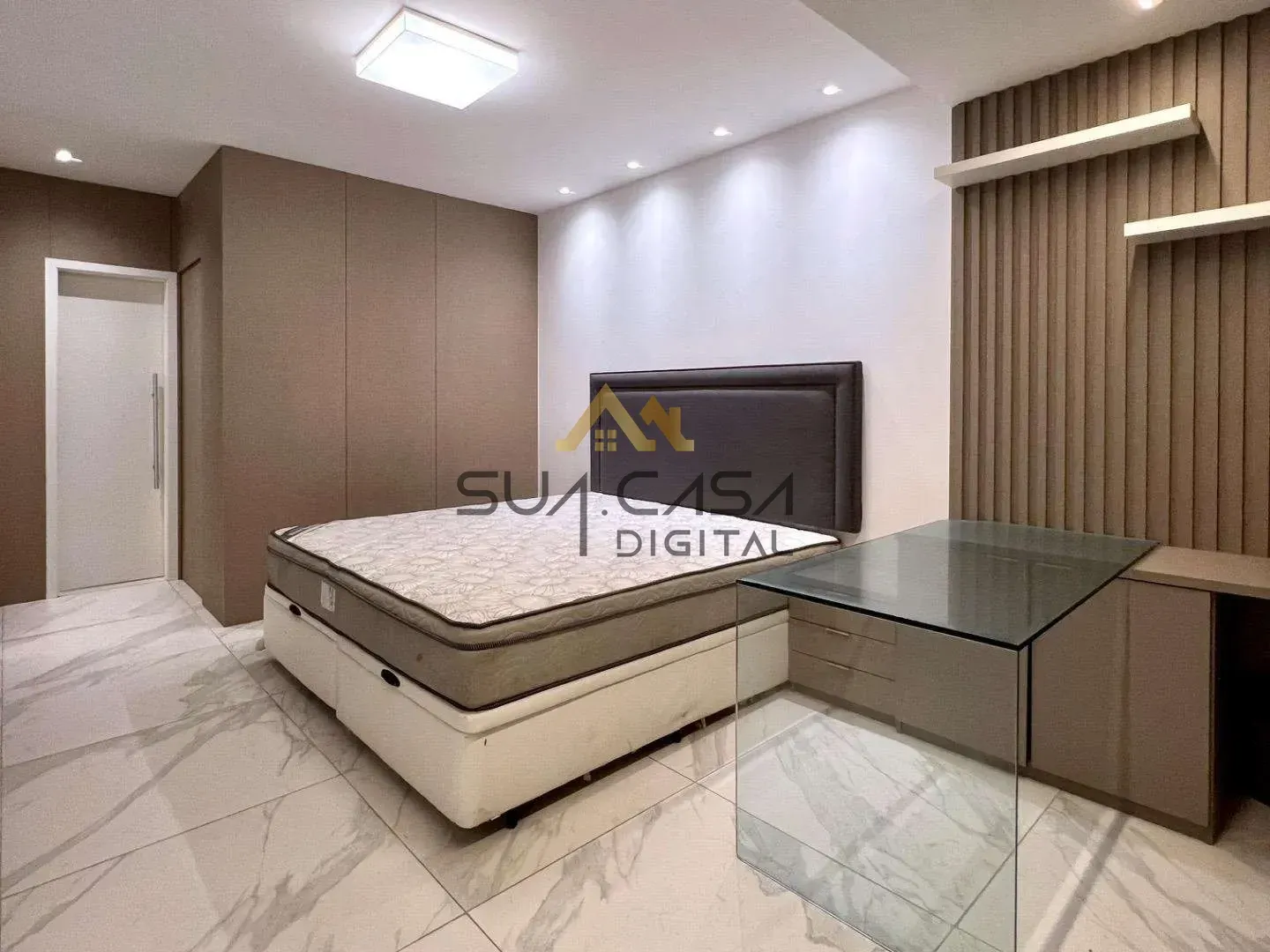 Apartamento mobiliado, 208 m², com janelas do piso ao teto — photo 17