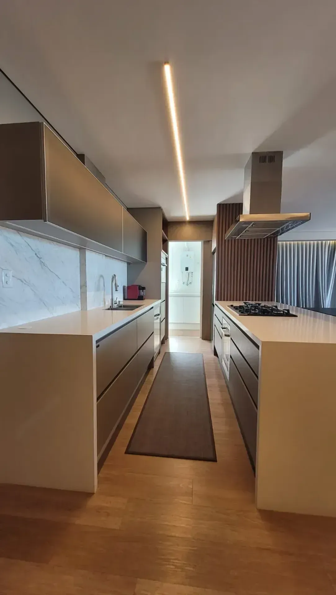 Furnished apartment with private garden and BBQ area — photo 11