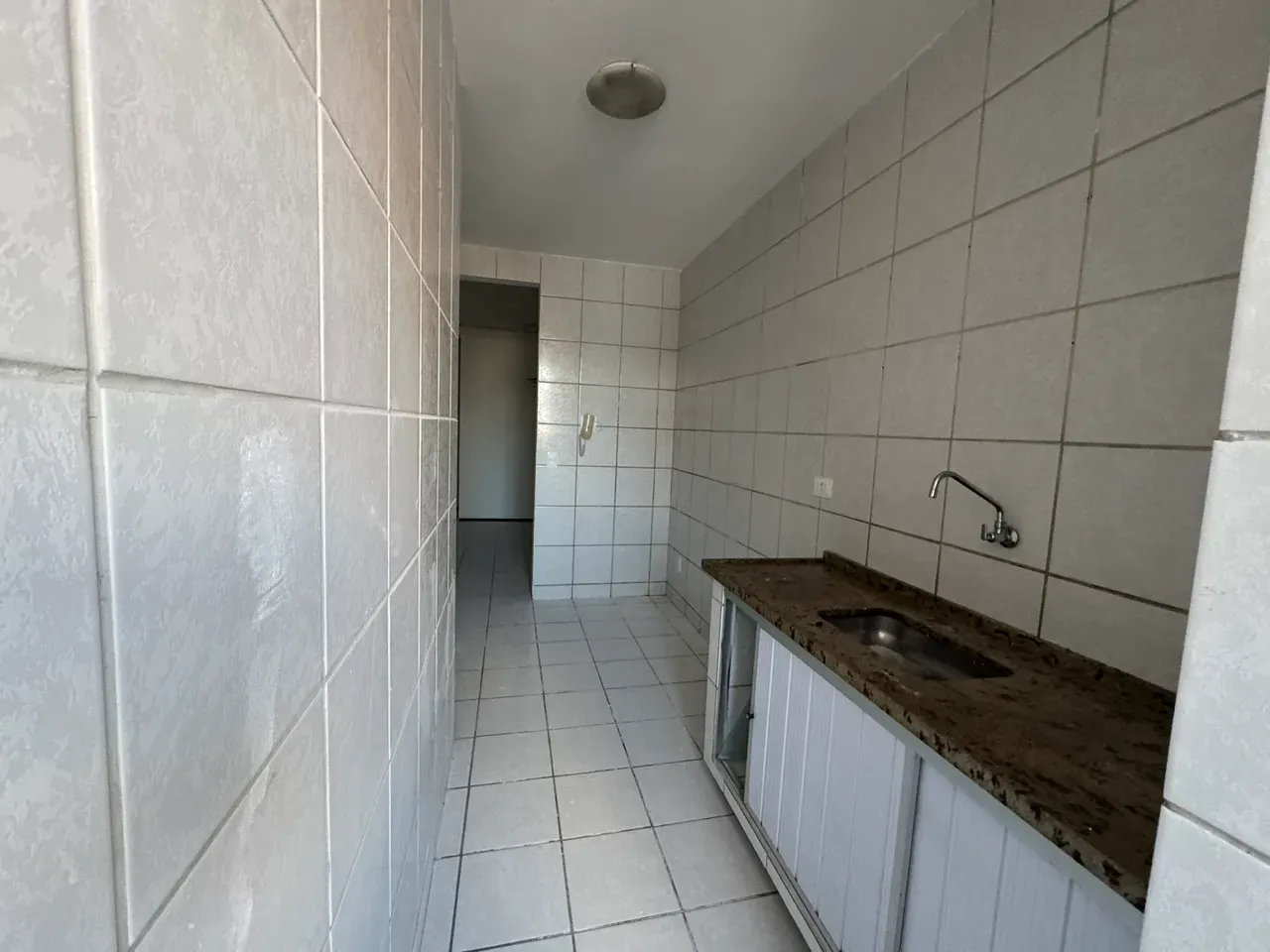 Квартира з 3 спальнями, у будинку є басейн — photo 13