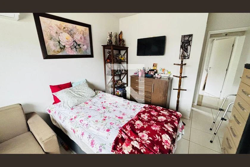 House with 5 bedrooms, 196 m², 8 parking spots and 4 baths — photo 32