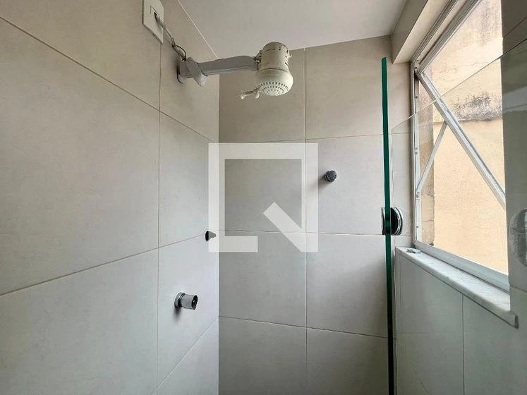 Furnished apartment, 130 m², with floor-to-ceiling windows — photo 4