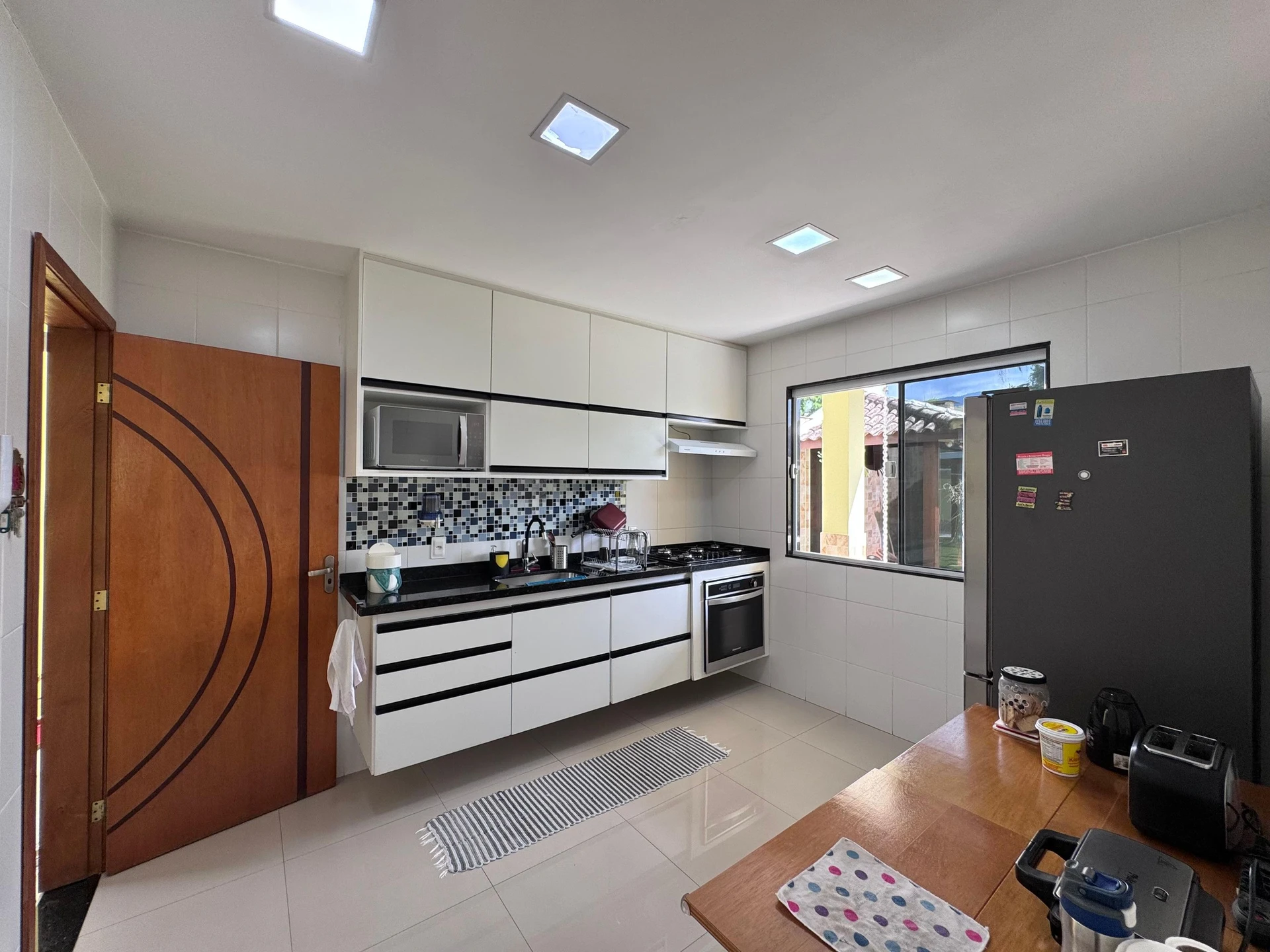 Apartamento amueblado de 4 dormitorios con jardín privado — photo 33