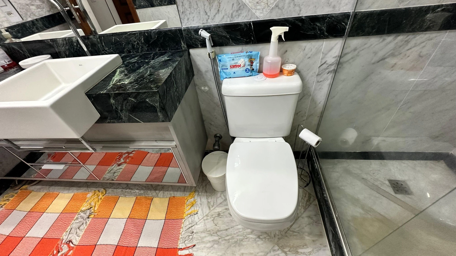 300 m² apartment with a washing machine and a dishwasher — photo 40