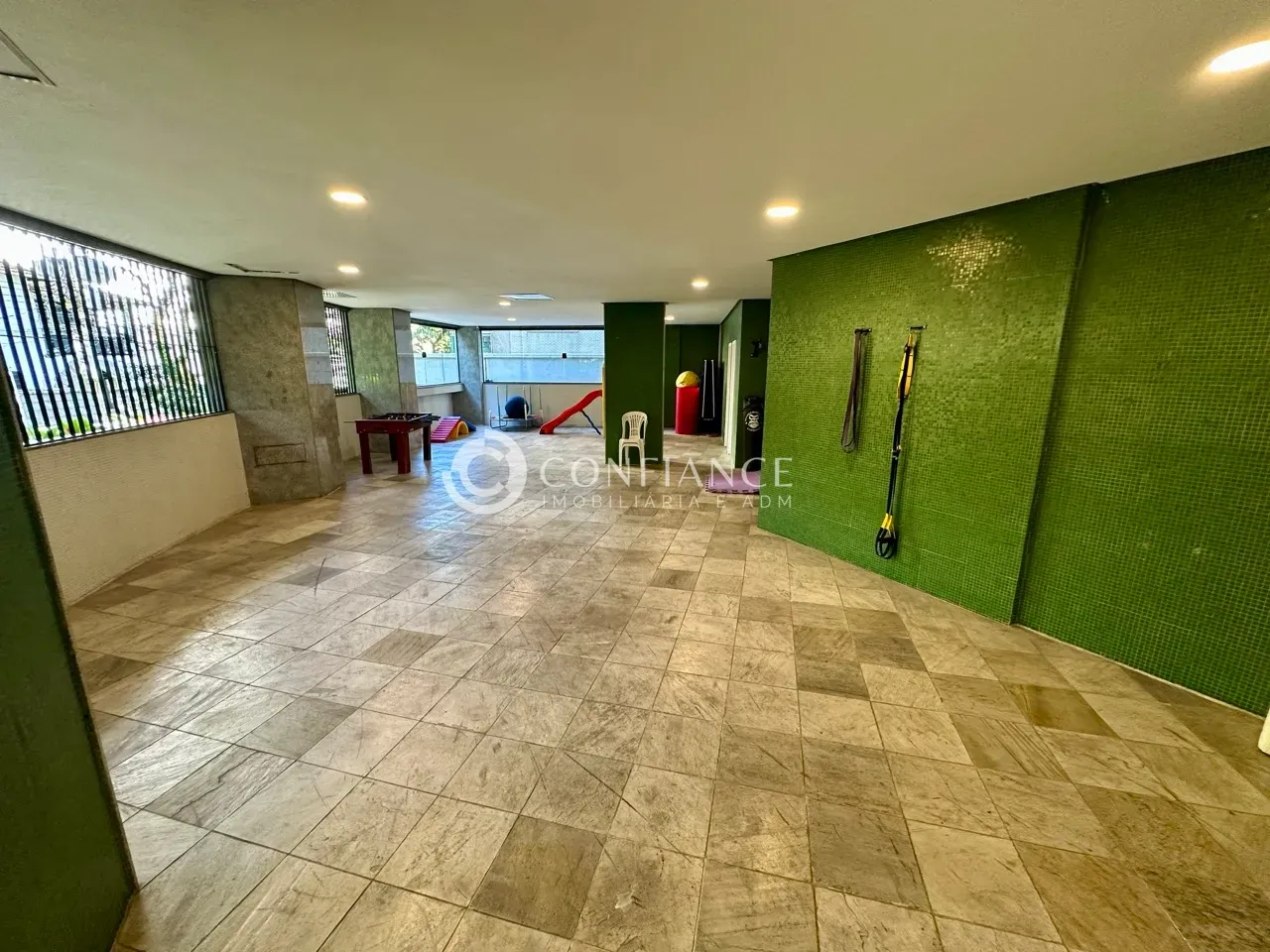 Apartamento de 230 m² com 2 quartos e armários embutidos — photo 62