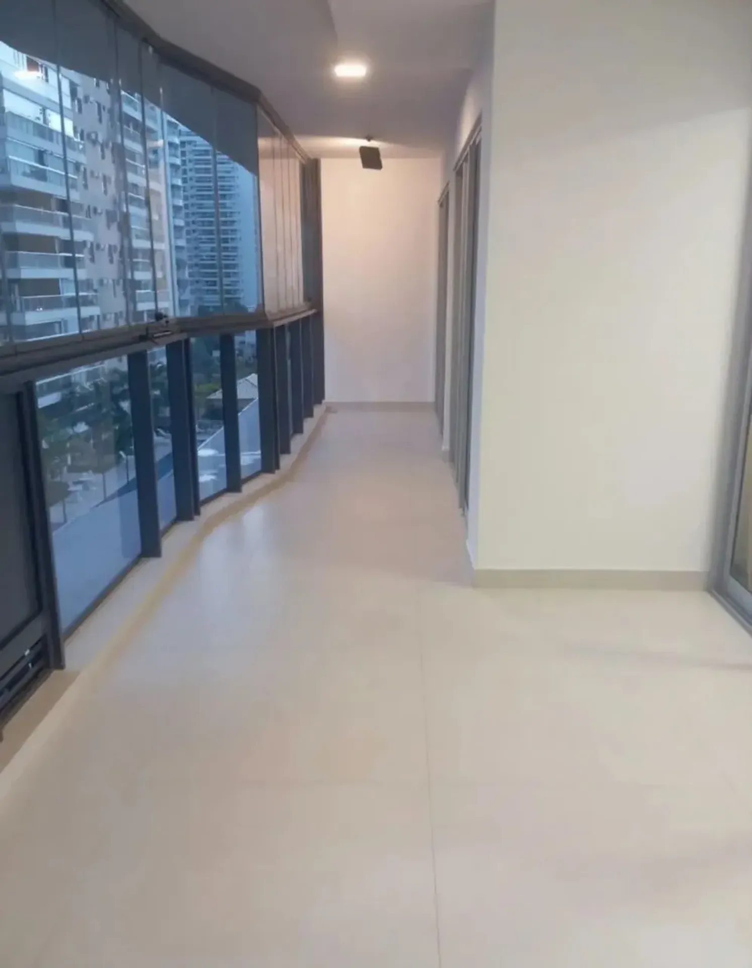 Apartamento, 80 m², com máquina de lavar