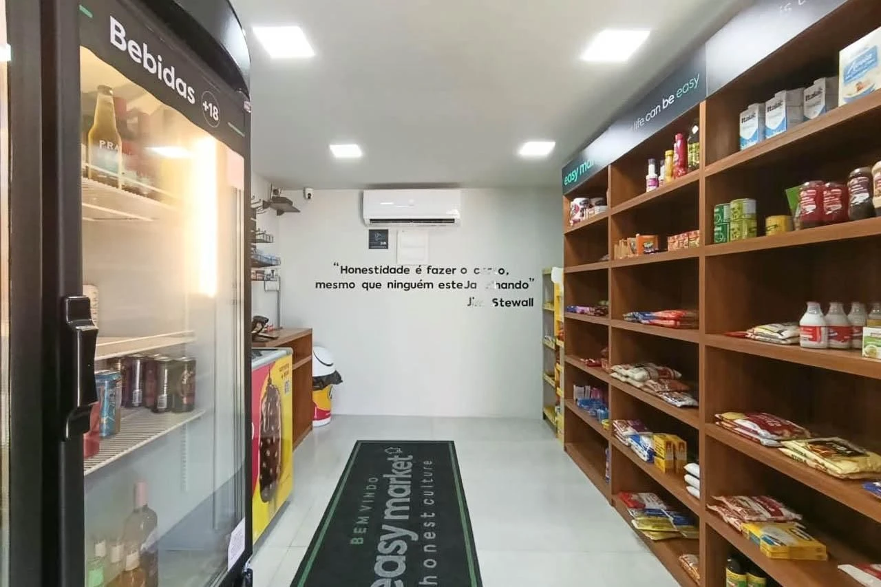2-bedroom apartment in a building with a gym — photo 42