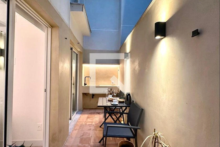 Furnished apartment, 42 m², with a home office — photo 20