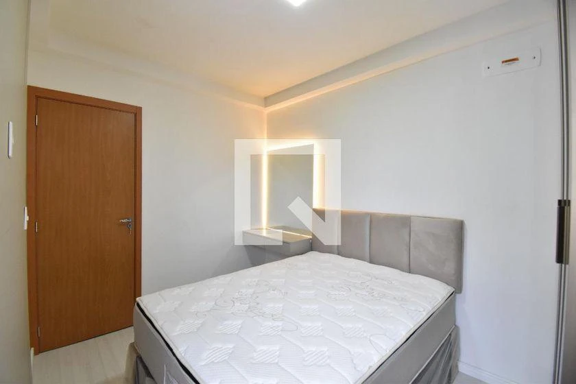 2-bedroom apartment with a home office in Curitiba — photo 24