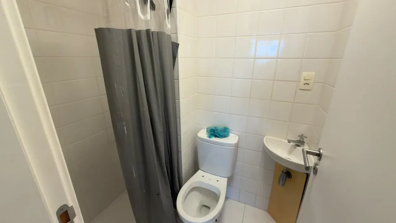87 m² apartment with 2 bedrooms, enclosed balcony and garden — photo 32