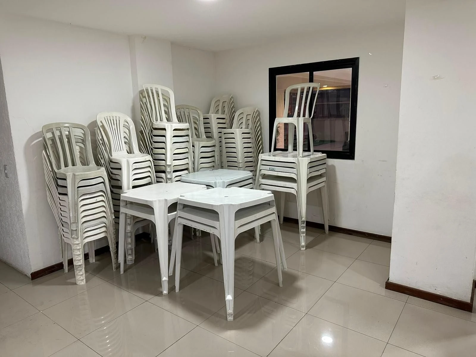 3-bedroom apartment in a building with a gym — photo 24
