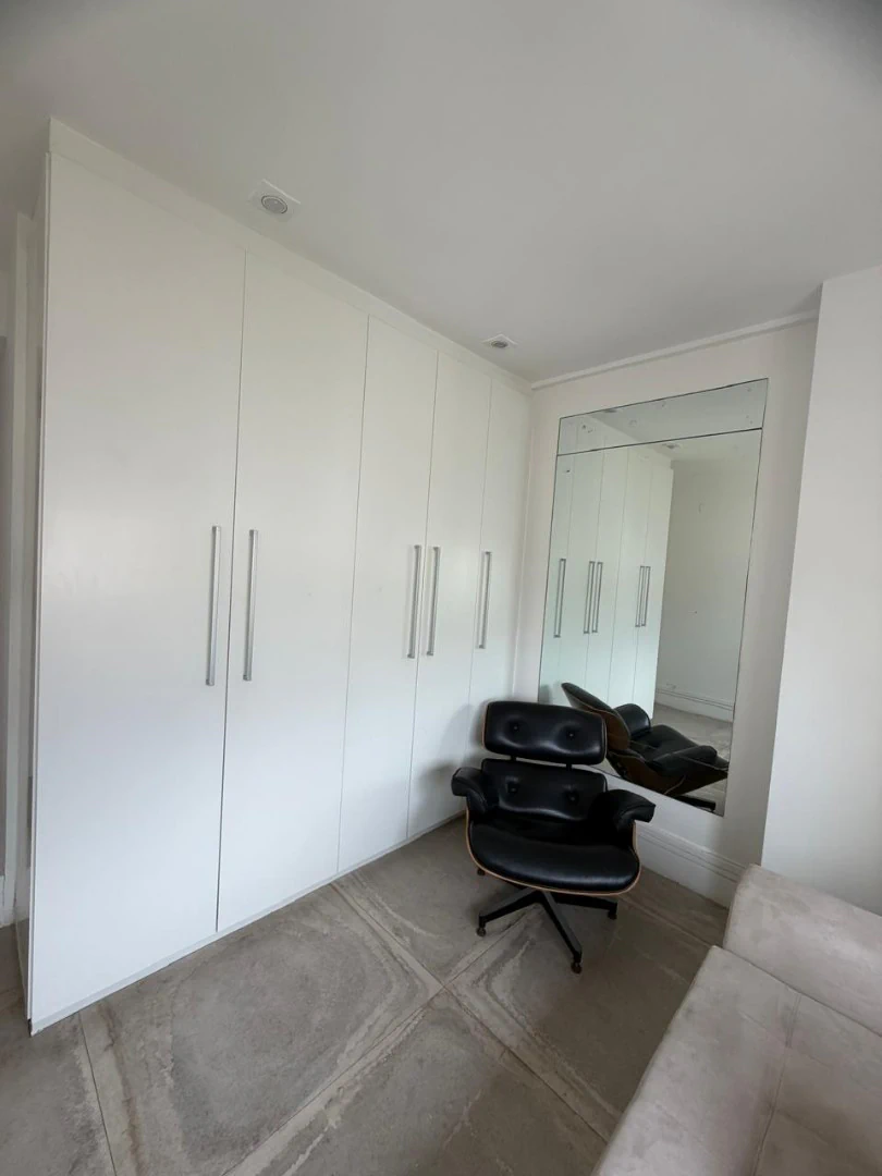 Apartamento mobiliado de 195 m² com 3 quartos e 3 banheiros — photo 11