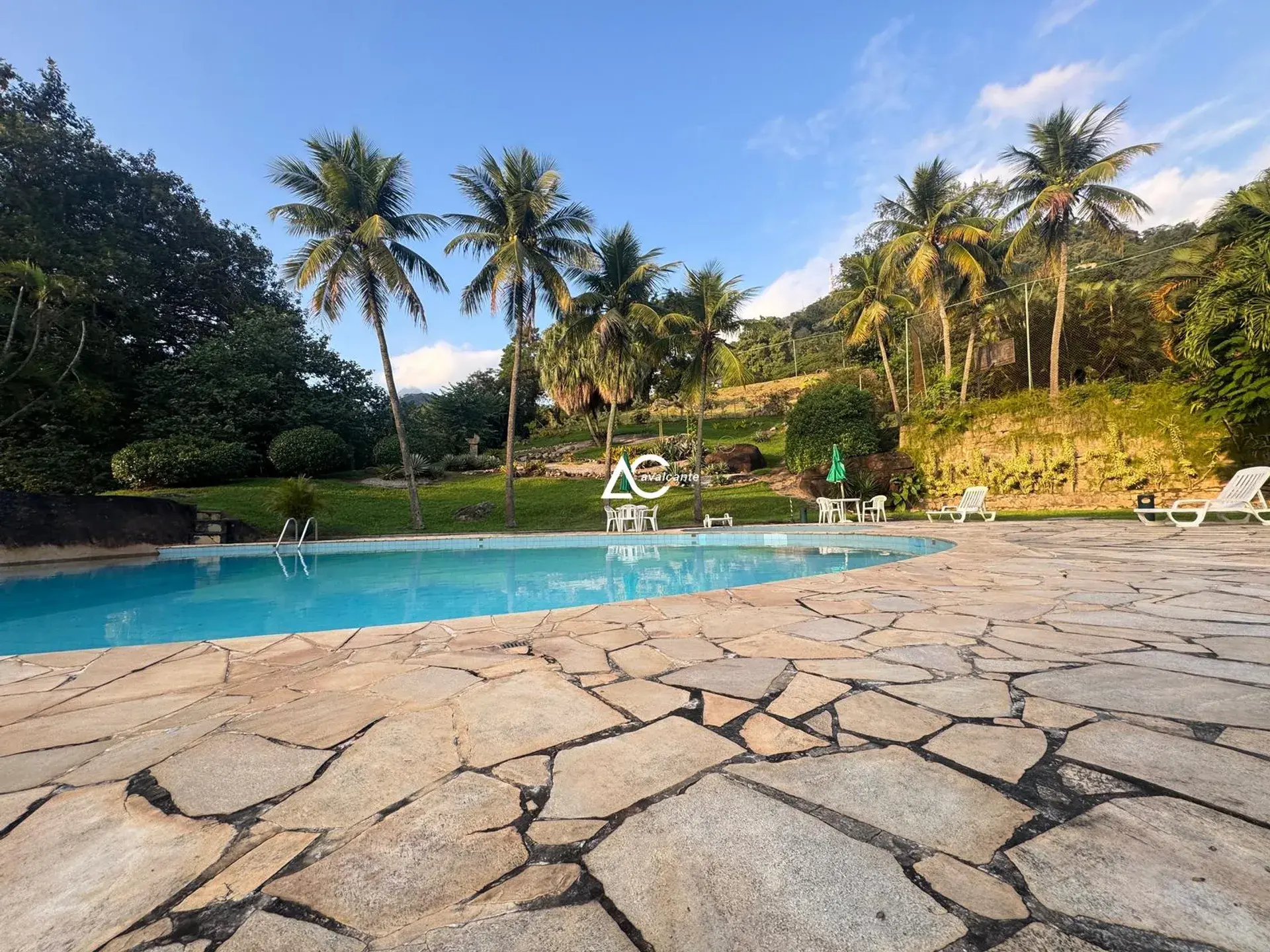 Furnished house with 4 bedrooms and private garden — photo 7