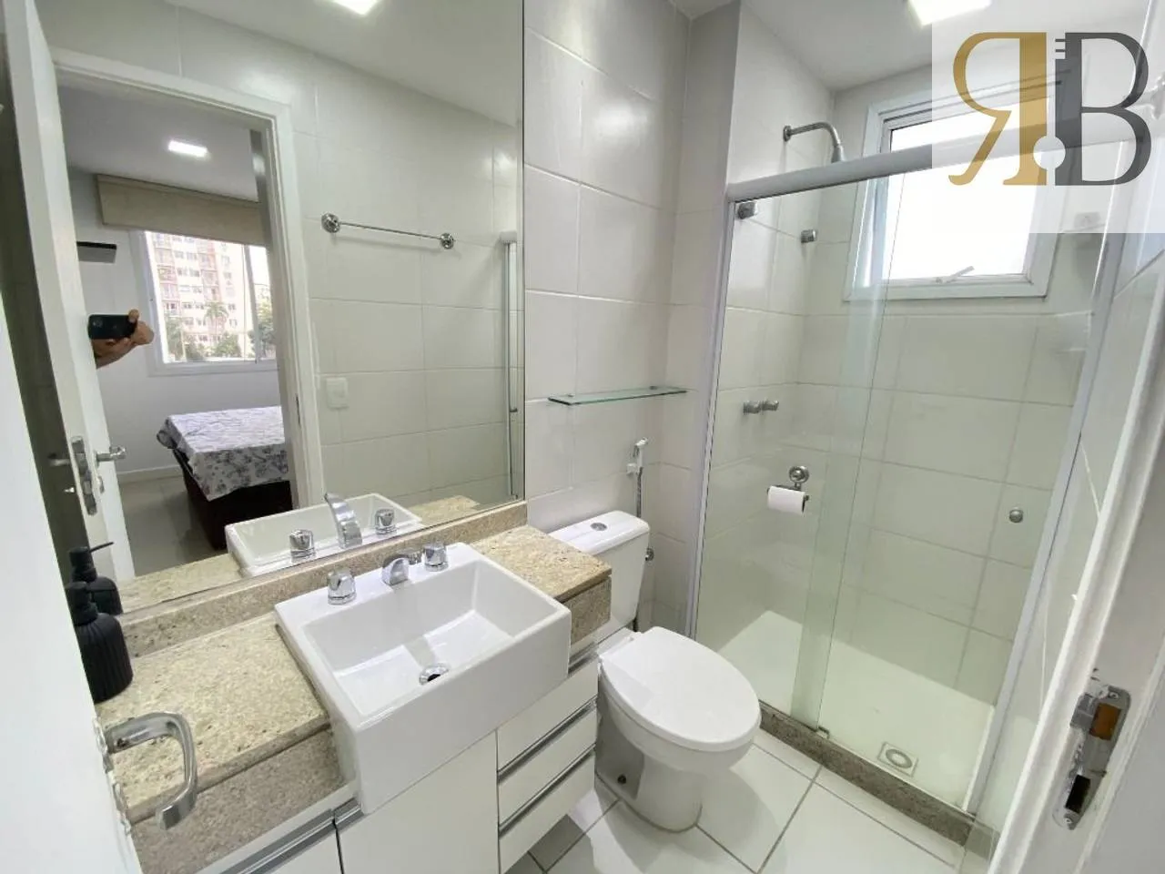 Furnished 1-bedroom apartment with an integrated kitchen — photo 14